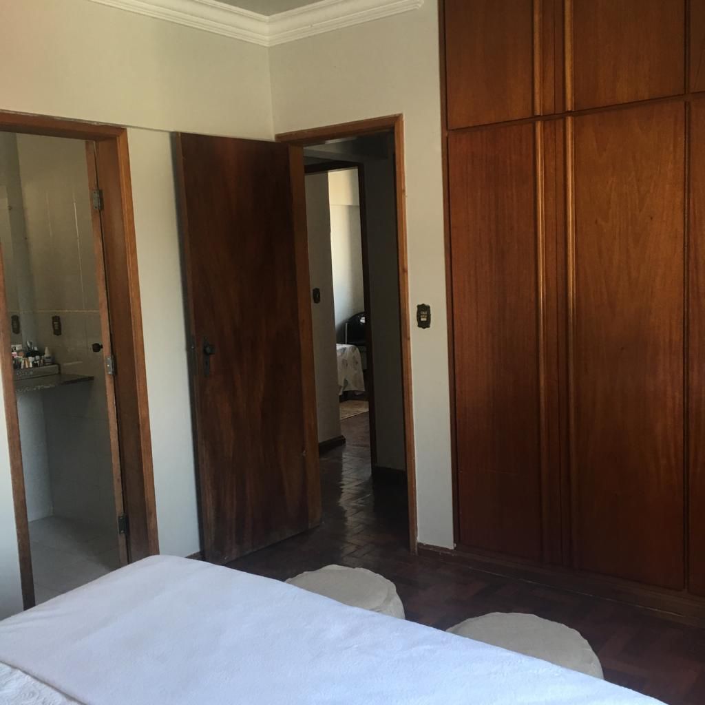 Apartamento à venda com 3 quartos, 120m² - Foto 11