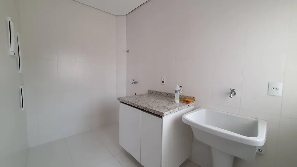 Casa, 3 quartos, 200 m² - Foto 6