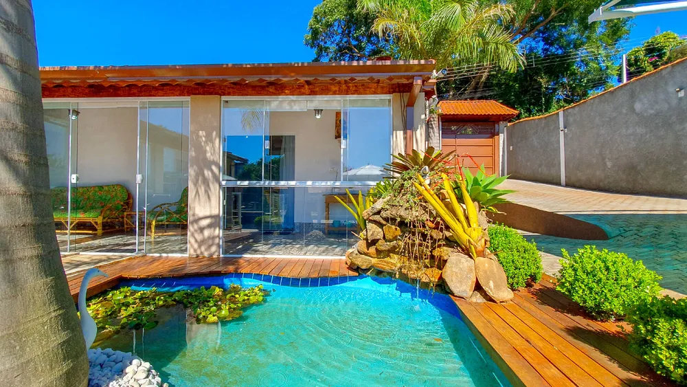 Casa, 4 quartos, 330 m² - Foto 2