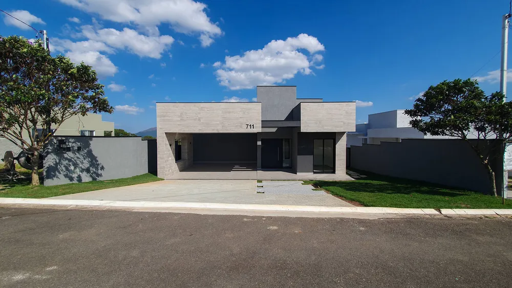 Casa, 3 quartos, 250 m² - Foto 1