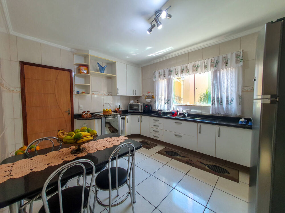 Casa, 3 quartos, 181 m² - Foto 13