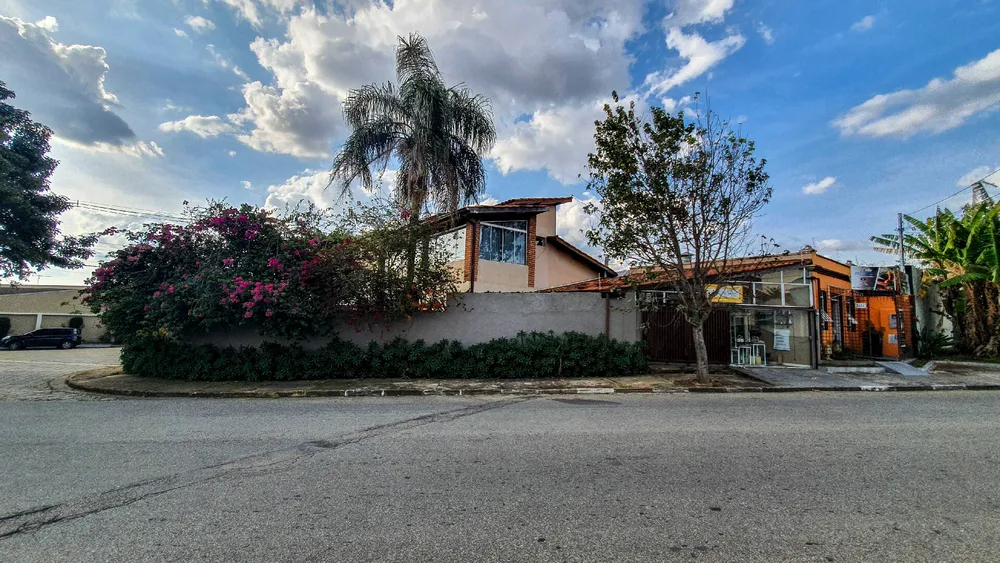 Casa, 5 quartos, 308 m² - Foto 2
