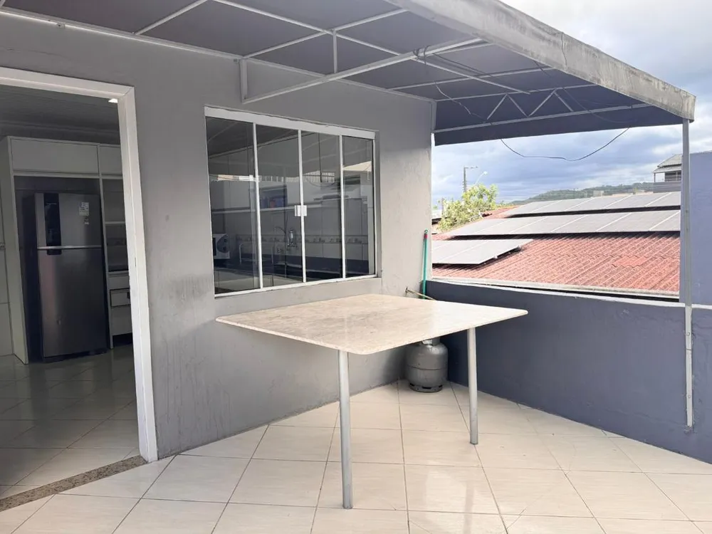 Casa, 4 quartos, 240 m² - Foto 12