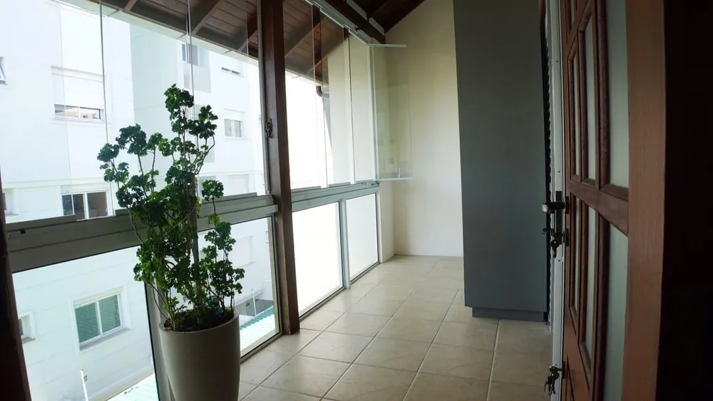 Casa, 4 quartos, 218 m² - Foto 8