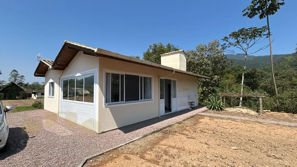 Sítio, 2 quartos, 2550 m² - Foto 1