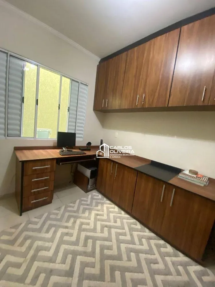 Sobrado, 3 quartos, 194 m² - Foto 2