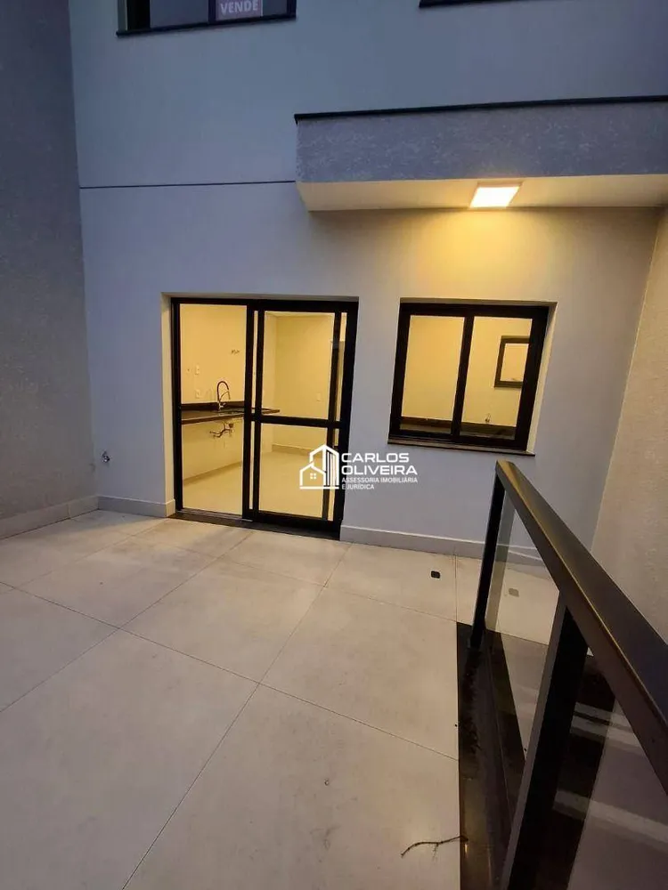 Sobrado, 3 quartos, 172 m² - Foto 1