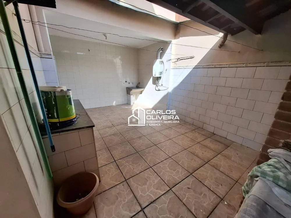Sobrado, 3 quartos, 180 m² - Foto 1