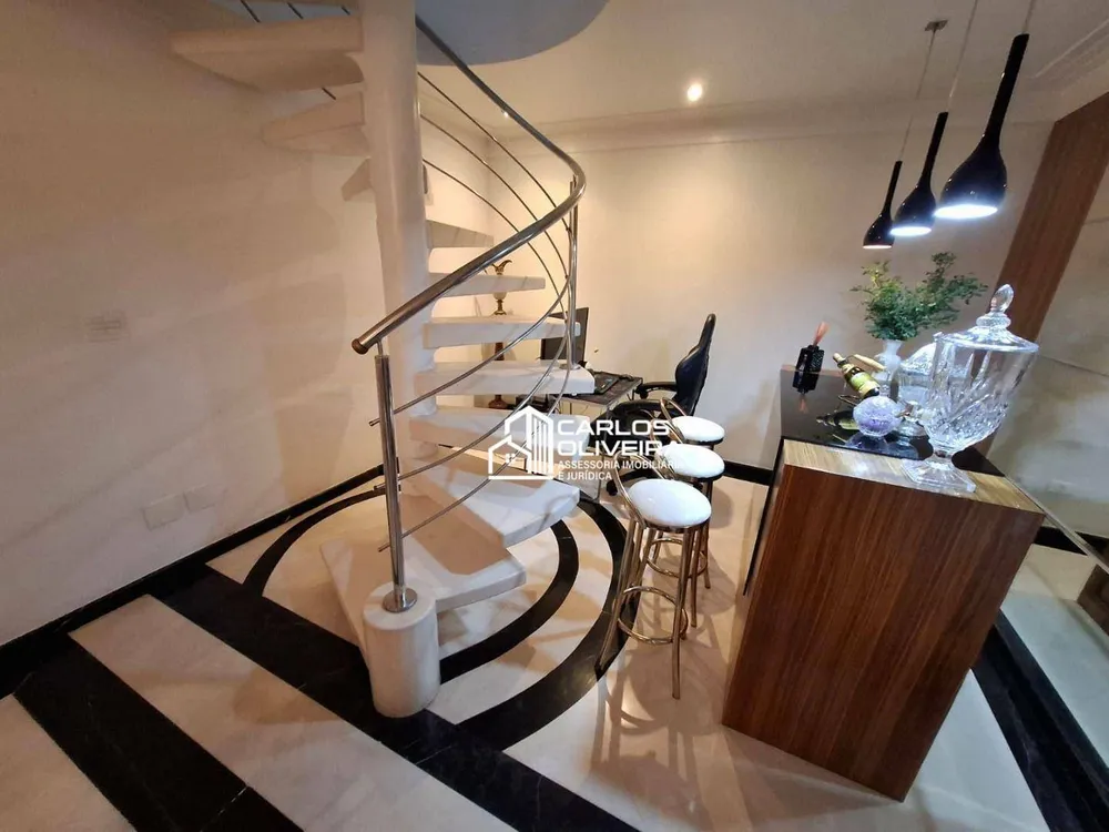 Cobertura, 3 quartos, 271 m² - Foto 1