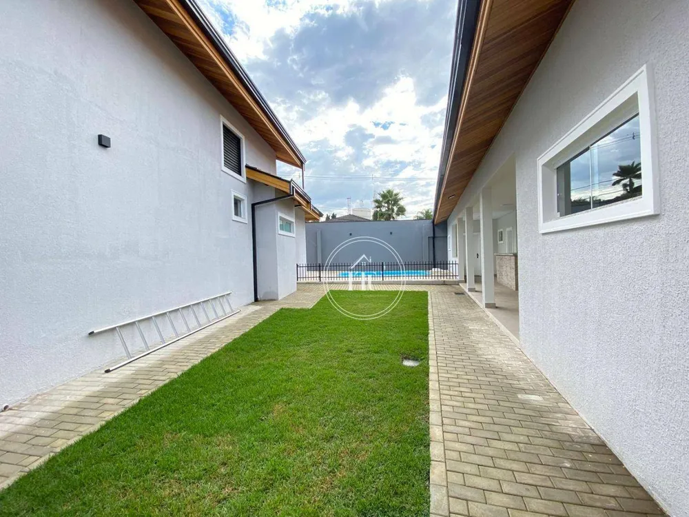 Casa, 3 quartos, 236 m² - Foto 10