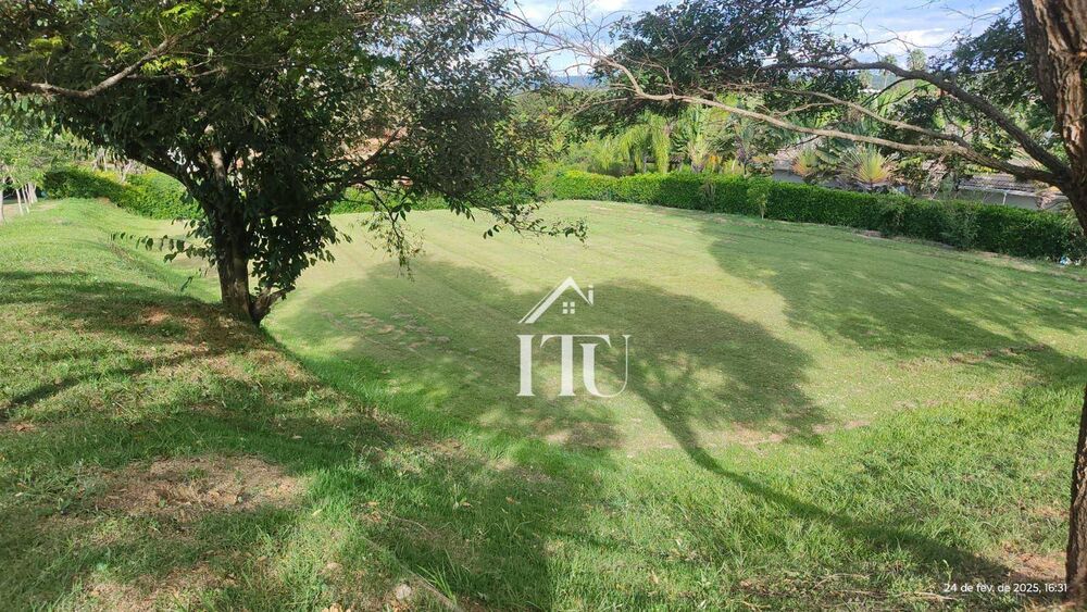 Loteamento e Condomínio, 2052 m² - Foto 1