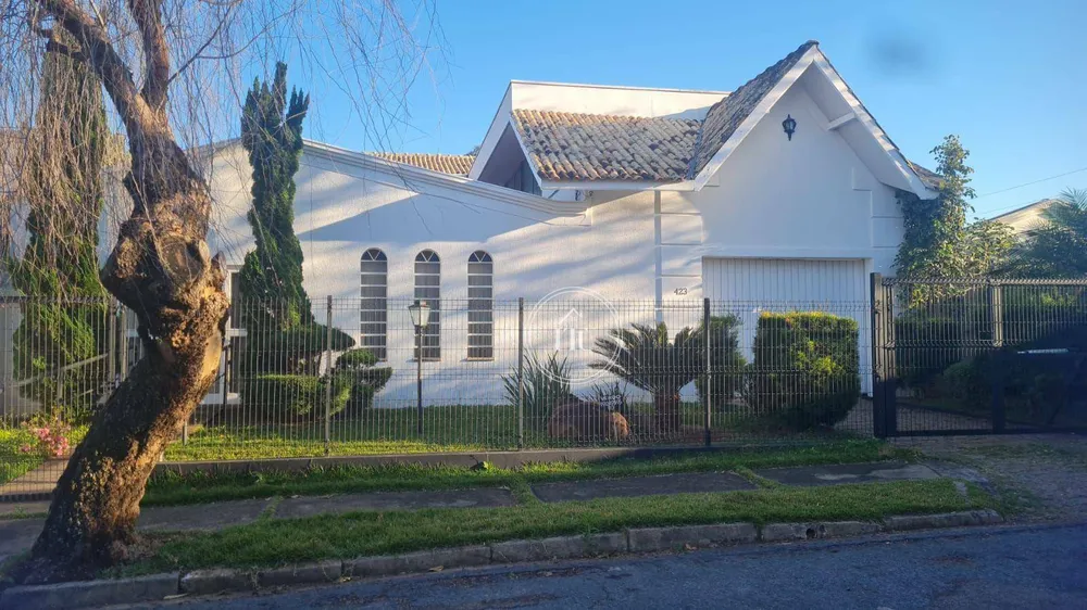 Casa, 3 quartos, 250 m² - Foto 1