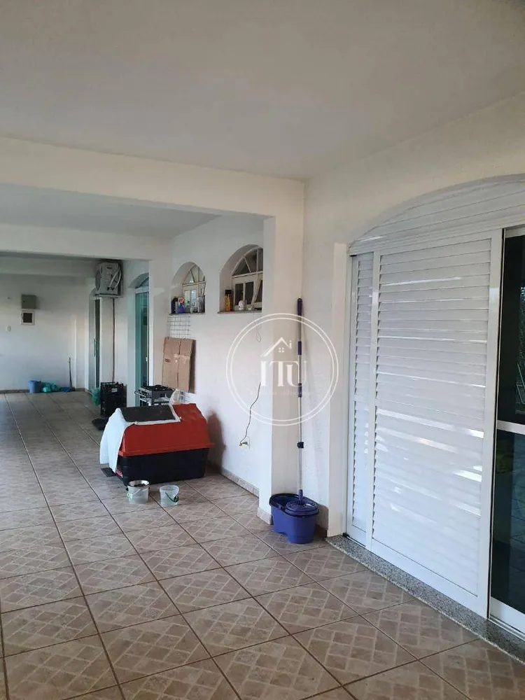 Casa, 3 quartos, 250 m² - Foto 13