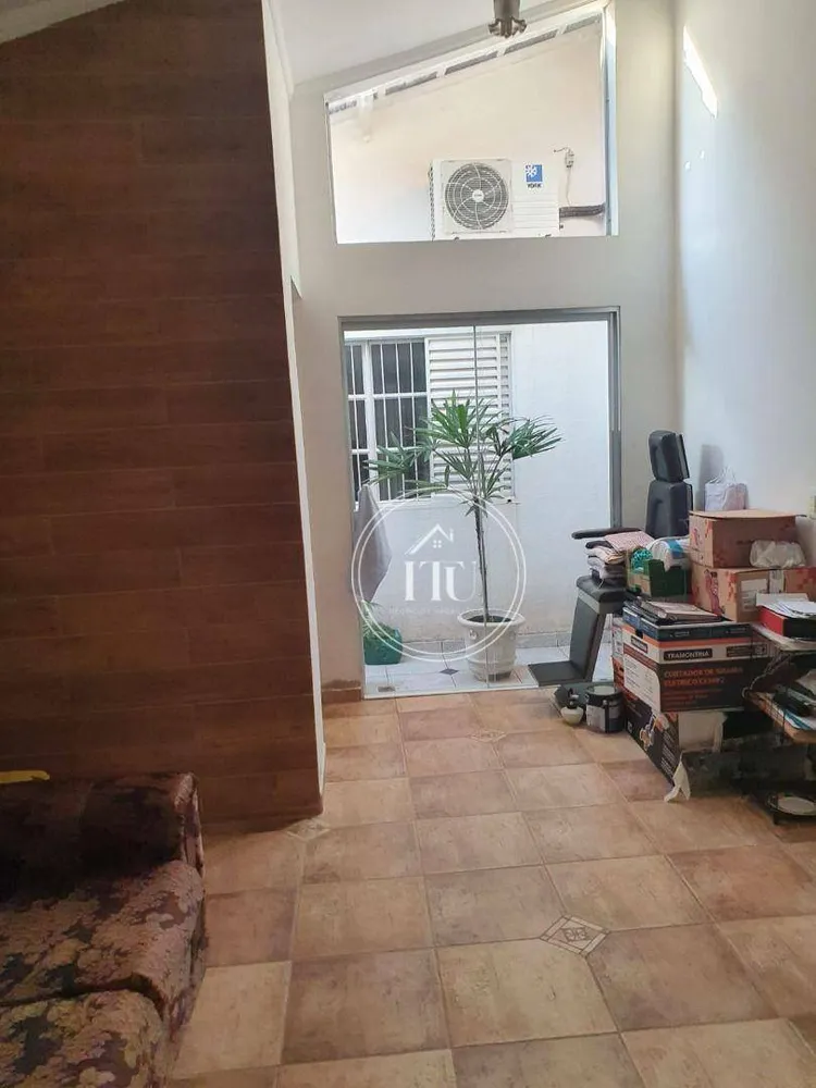 Casa, 3 quartos, 250 m² - Foto 3