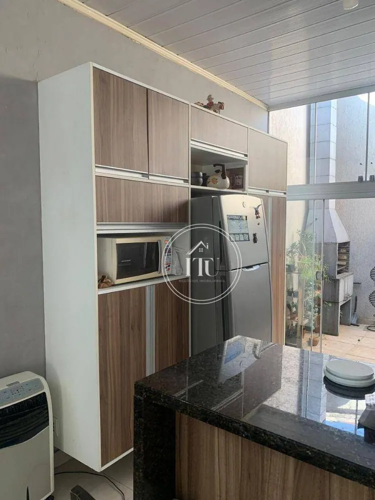 Casa, 3 quartos, 230 m² - Foto 3