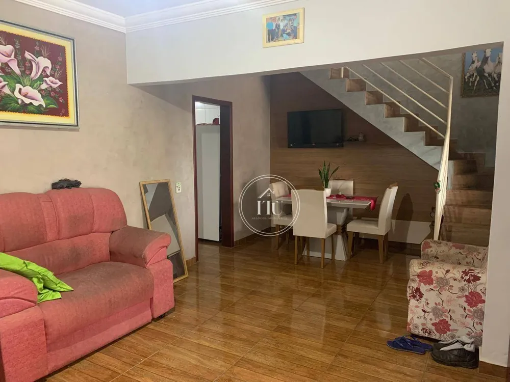 Casa, 3 quartos, 225 m² - Foto 2