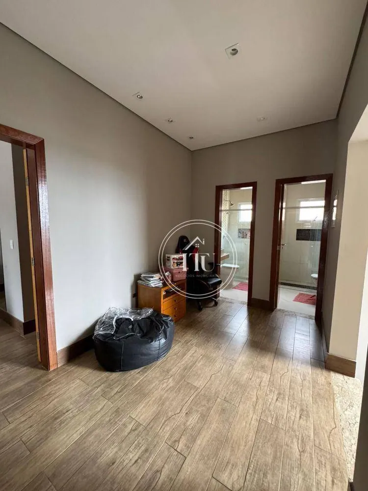 Casa, 3 quartos, 245 m² - Foto 9