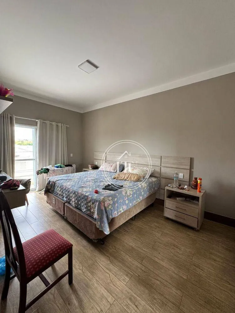 Casa, 3 quartos, 245 m² - Foto 11