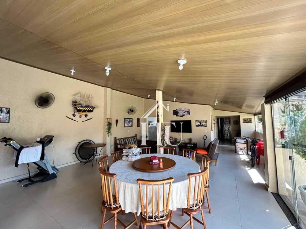 Chácara, 6 quartos, 1000 m² - Foto 2