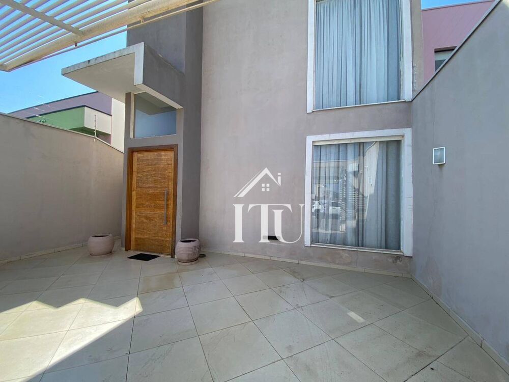 Casa à venda com 3 quartos, 200m² - Foto 2