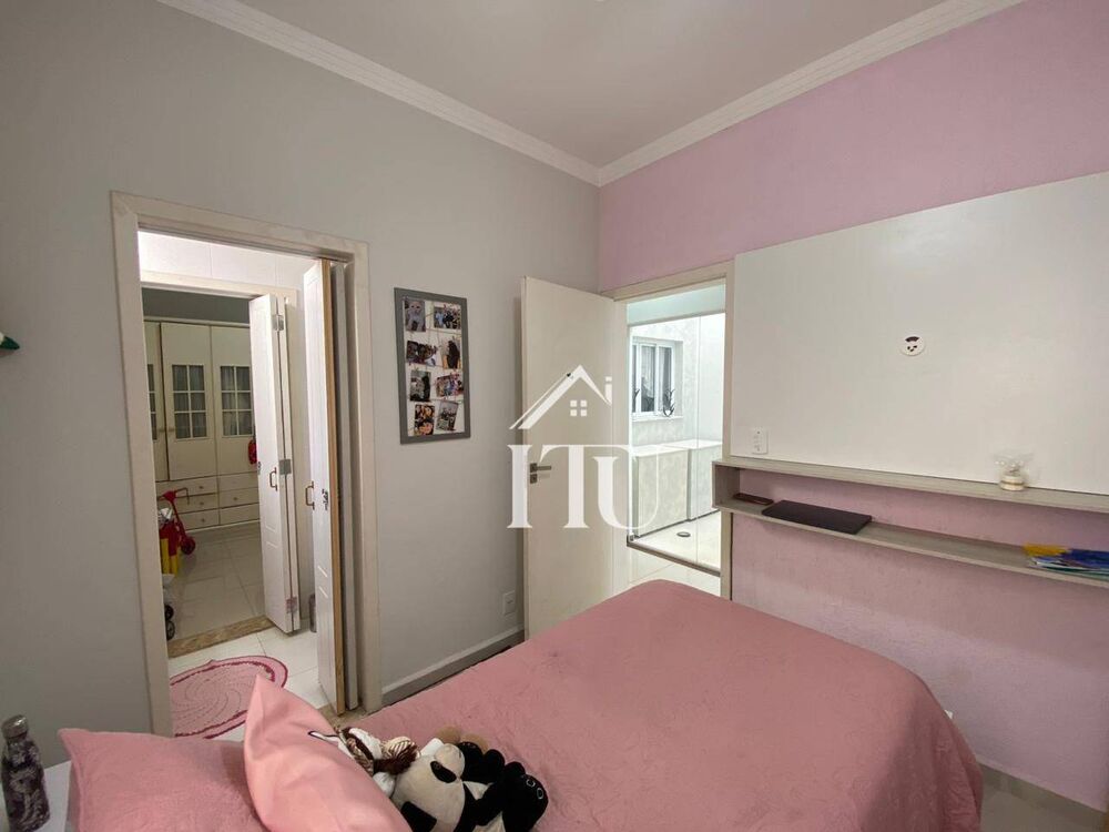Casa à venda com 3 quartos, 200m² - Foto 4