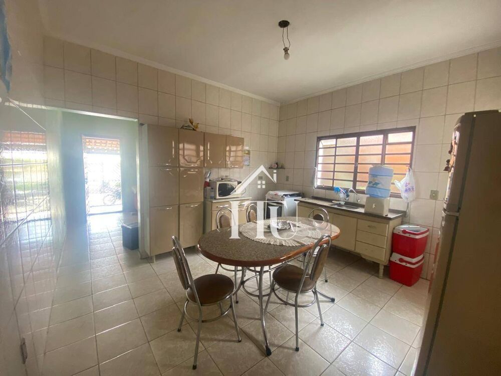 Casa, 3 quartos, 97 m² - Foto 1