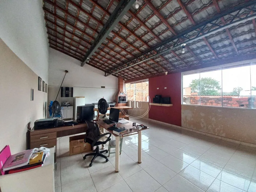 Casa, 2 quartos, 203 m² - Foto 3