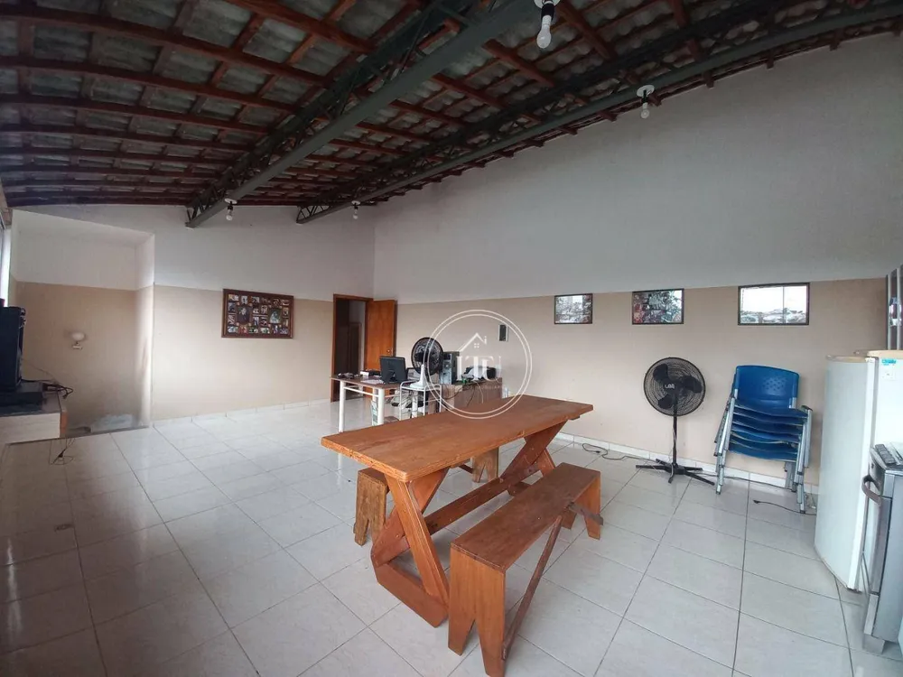 Casa, 2 quartos, 203 m² - Foto 2