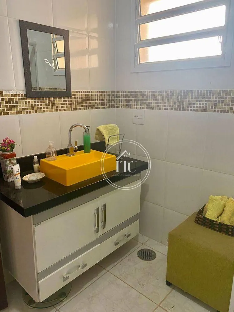 Chácara, 6 quartos, 2500 m² - Foto 1