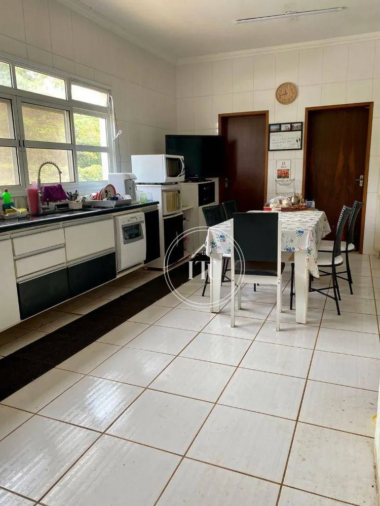 Chácara, 6 quartos, 2500 m² - Foto 3