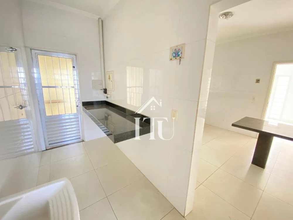 Casa, 3 quartos, 180 m² - Foto 13