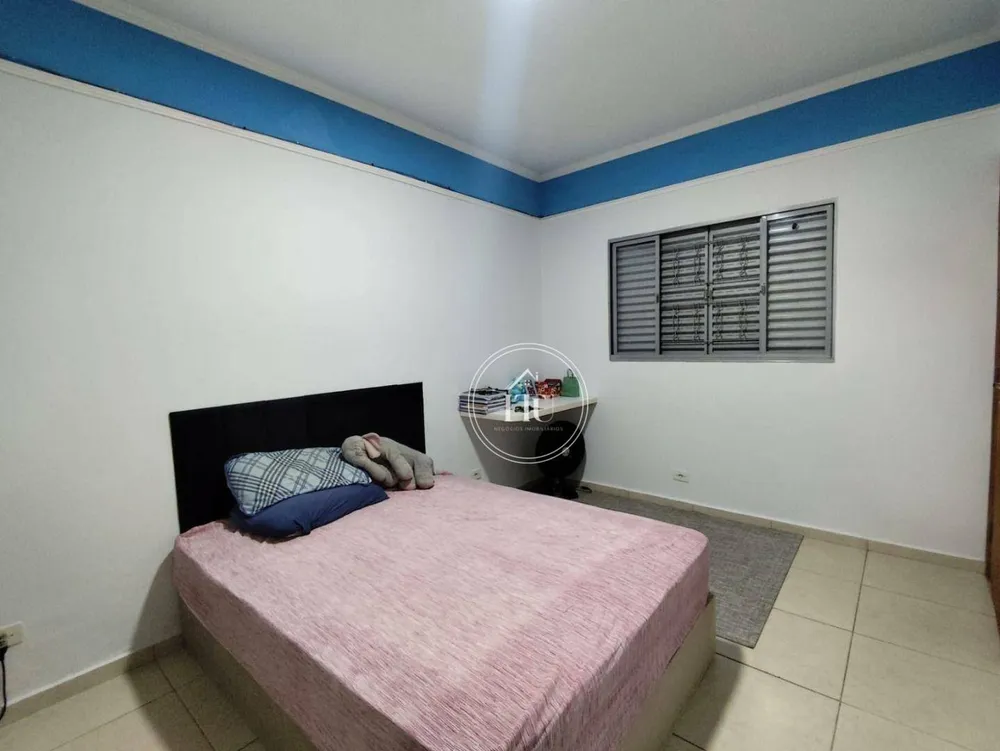 Casa, 3 quartos, 240 m² - Foto 9