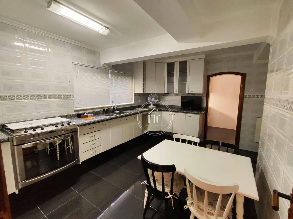 Casa, 3 quartos, 272 m² - Foto 4
