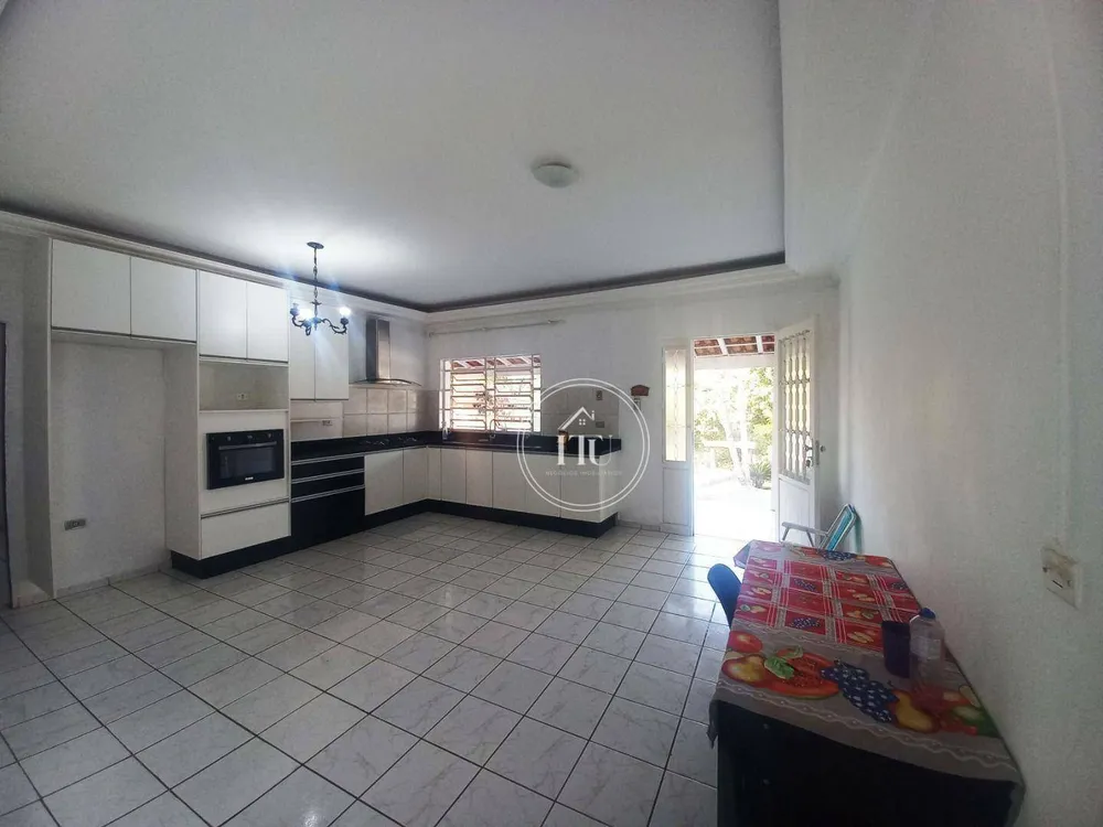 Chácara, 3 quartos, 1000 m² - Foto 10