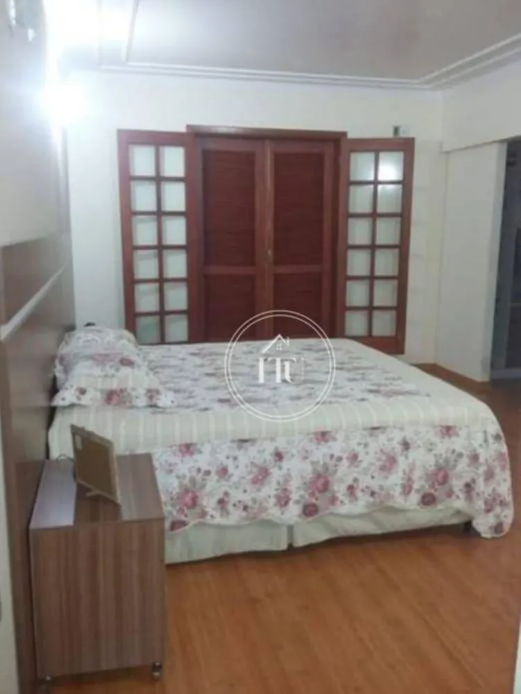 Casa, 3 quartos, 270 m² - Foto 11