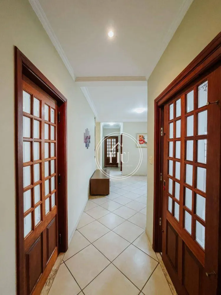 Casa, 4 quartos, 275 m² - Foto 3