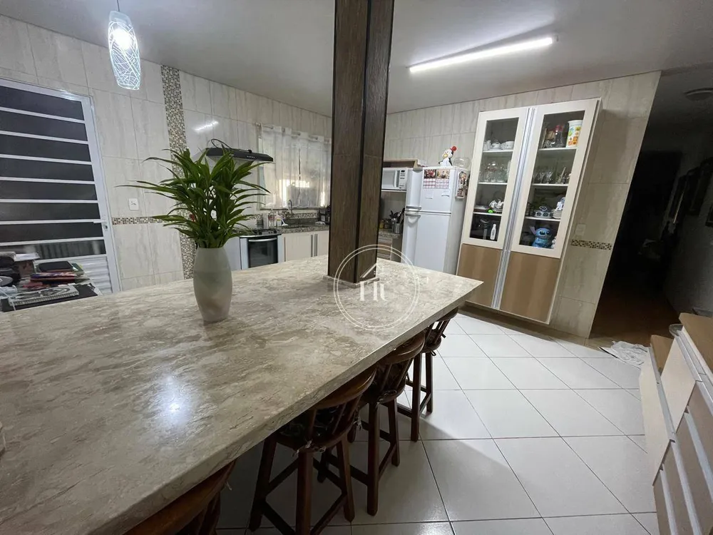 Casa, 2 quartos, 161 m² - Foto 3