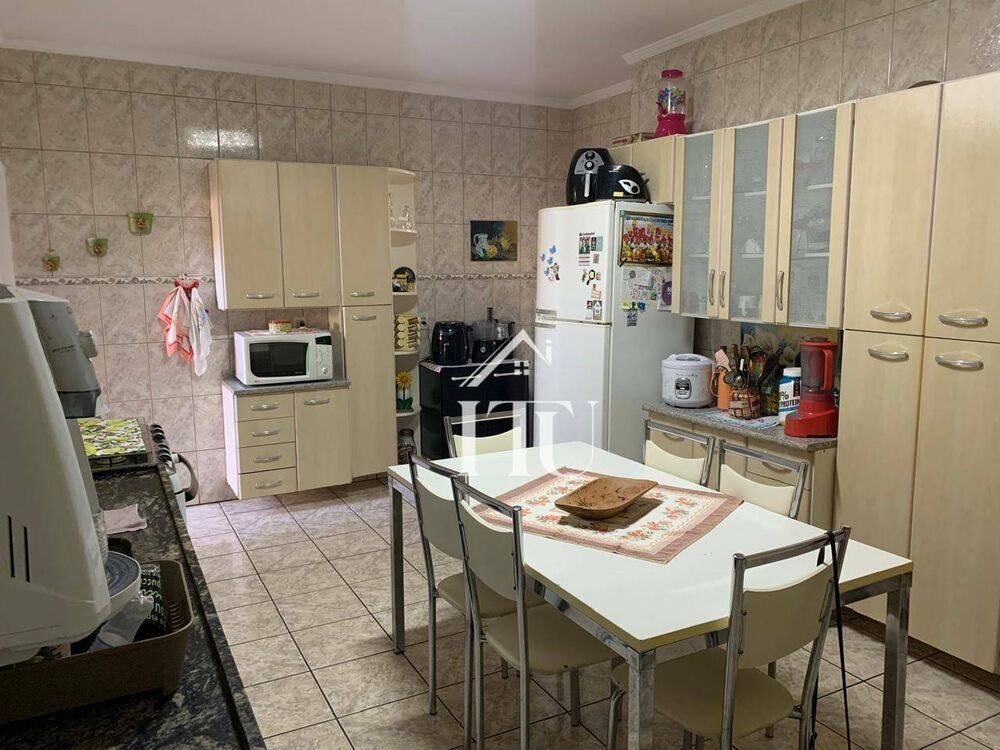 Casa, 3 quartos, 118 m² - Foto 2