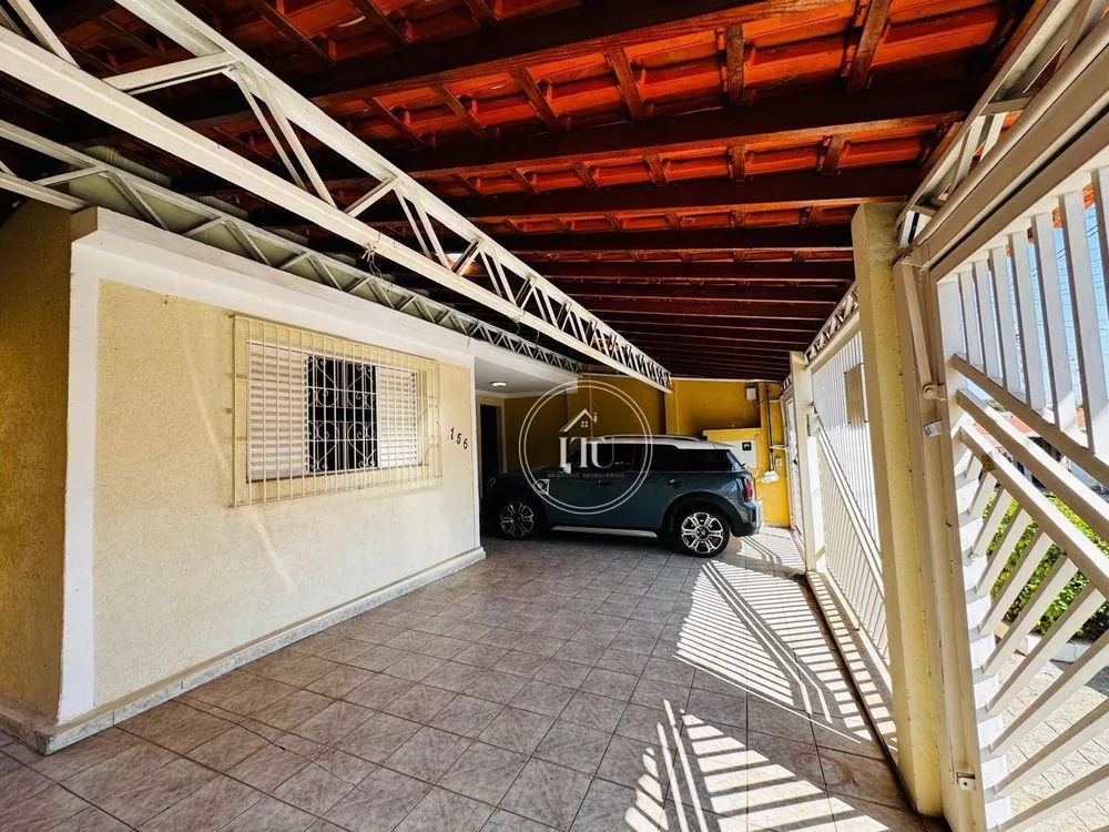 Casa, 3 quartos, 232 m² - Foto 4