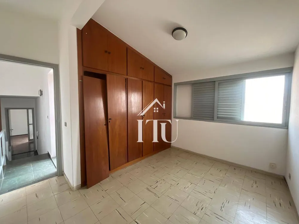 Casa, 3 quartos, 261 m² - Foto 2
