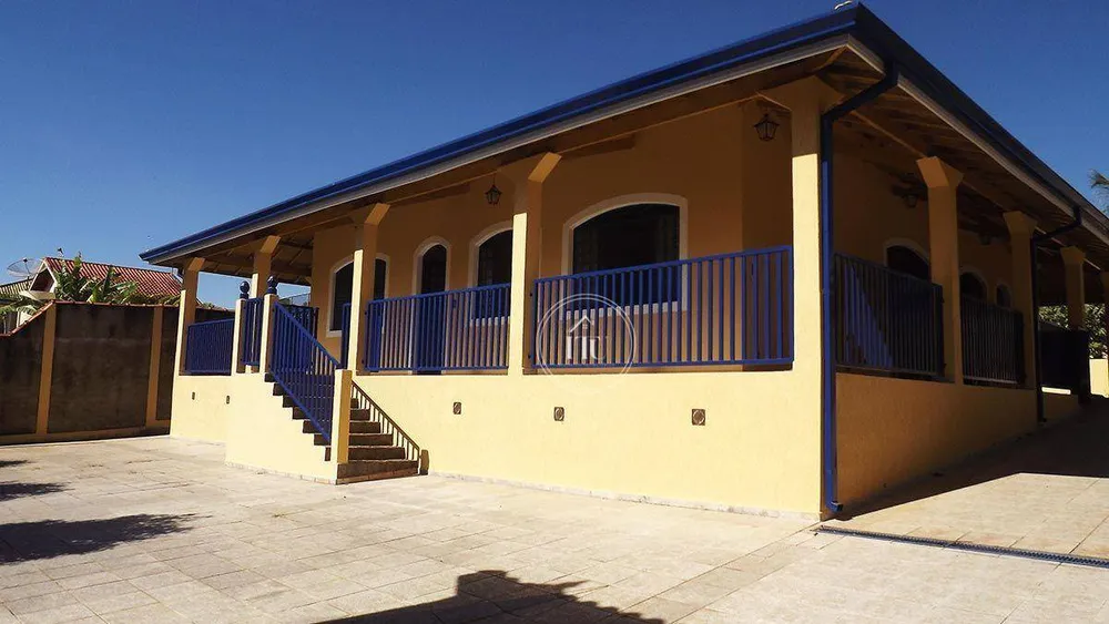 Chácara, 3 quartos, 1000 m² - Foto 1