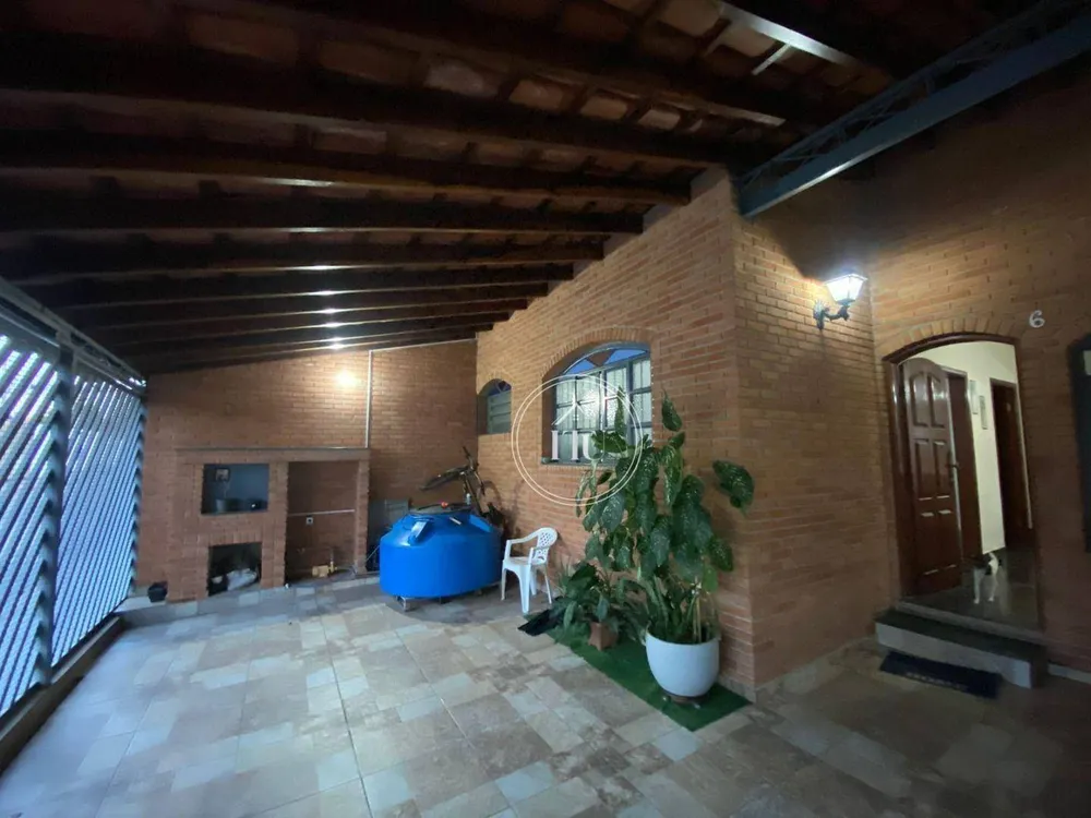 Casa, 3 quartos, 131 m² - Foto 2