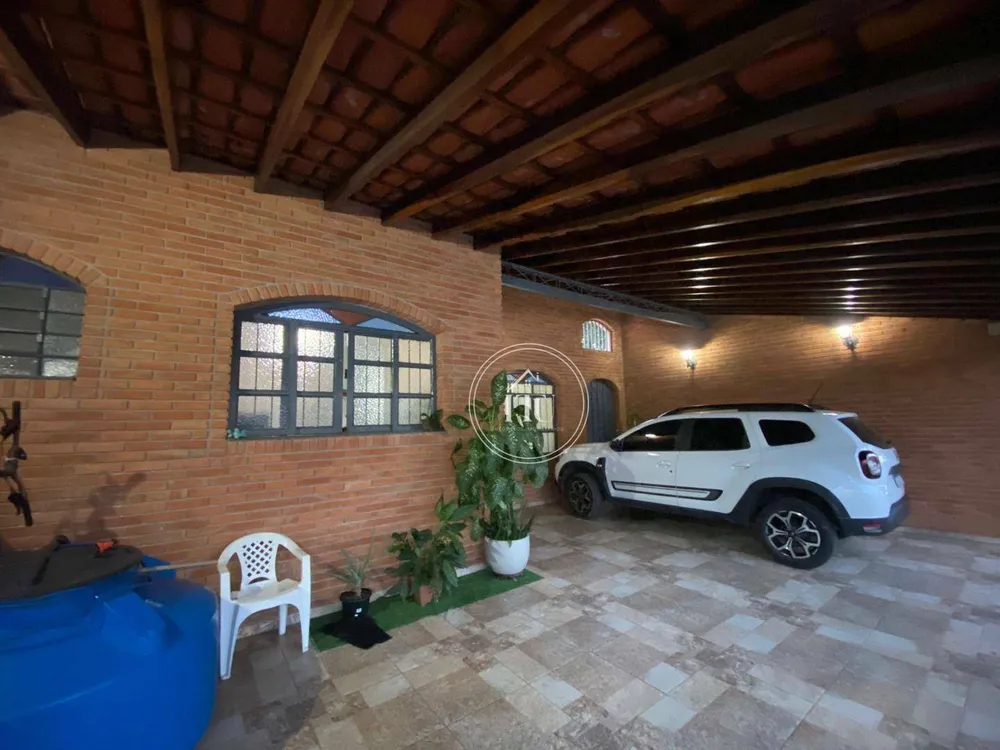 Casa, 3 quartos, 131 m² - Foto 1