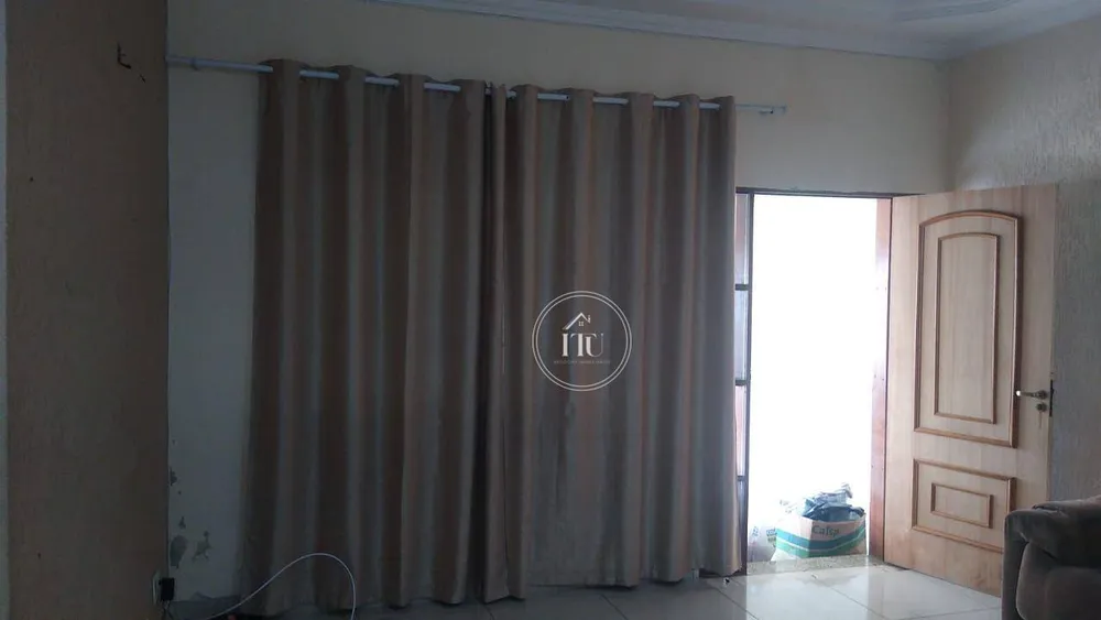 Casa, 6 quartos, 142 m² - Foto 3
