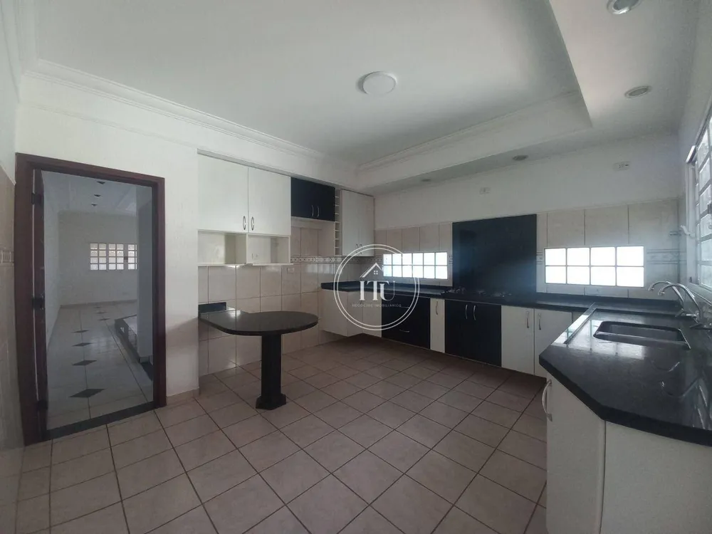 Casa, 3 quartos, 190 m² - Foto 13