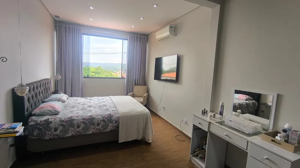 Casa, 4 quartos, 293 m² - Foto 8
