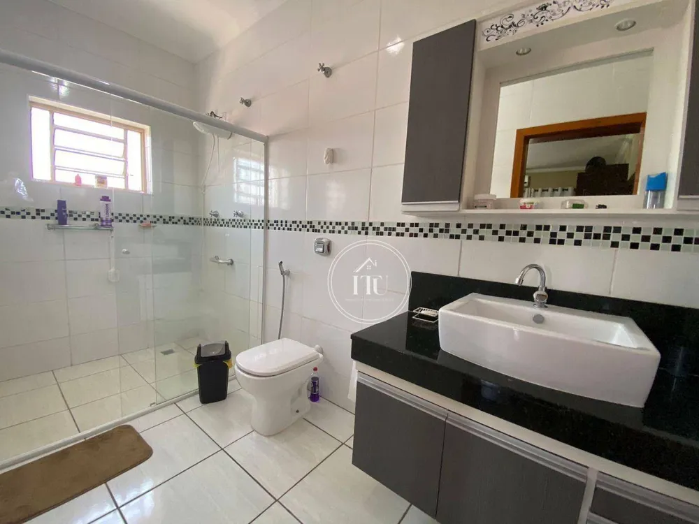 Casa, 4 quartos, 192 m² - Foto 2