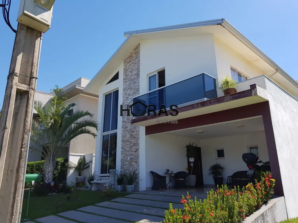 Casa, 4 quartos, 285 m² - Foto 1
