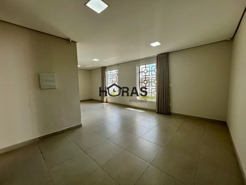 Casa, 3 quartos, 210 m² - Foto 2