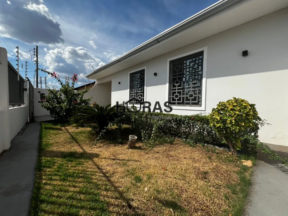 Casa, 3 quartos, 210 m² - Foto 1